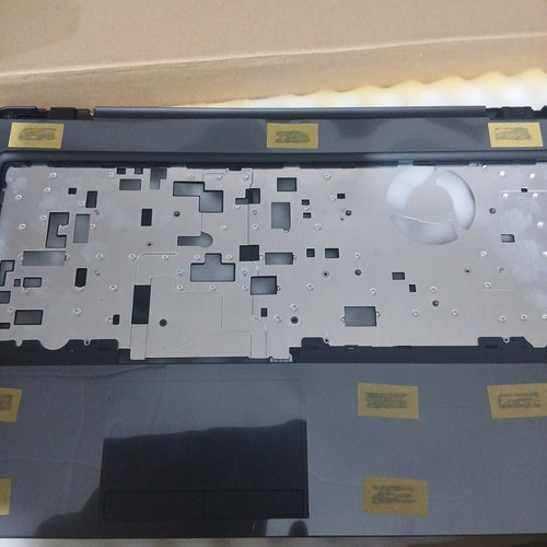 New genuine dell - genuine, latitude