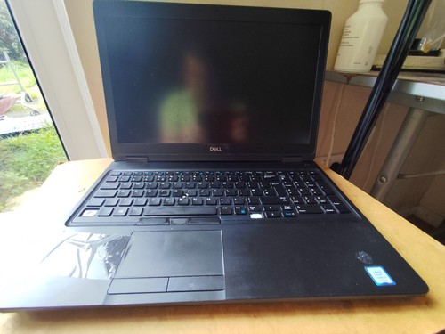 Dell latitude 5590 - dell,