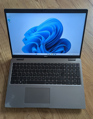 Dell latitude 5540 core - latitude,