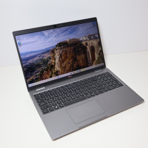 Dell latitude 5540 laptop - latitude,